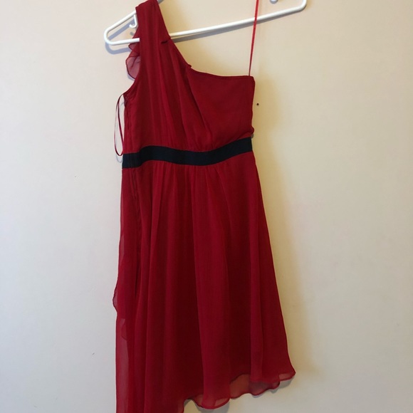 Perfect red dress - Picture 2 of 2